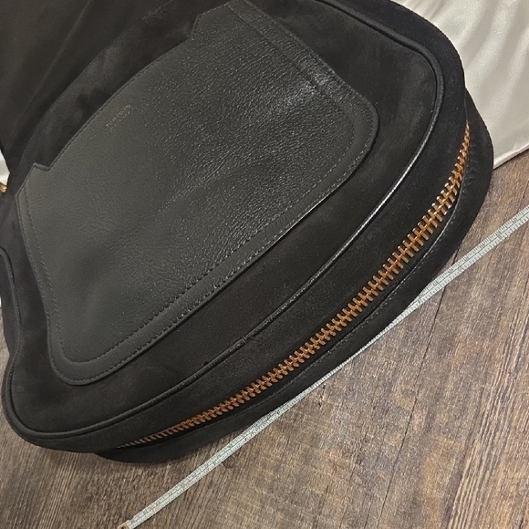 Tom Ford Suede Jennifer Expandable Black Gold Leather Crossbody Bag - Picture 11 of 17